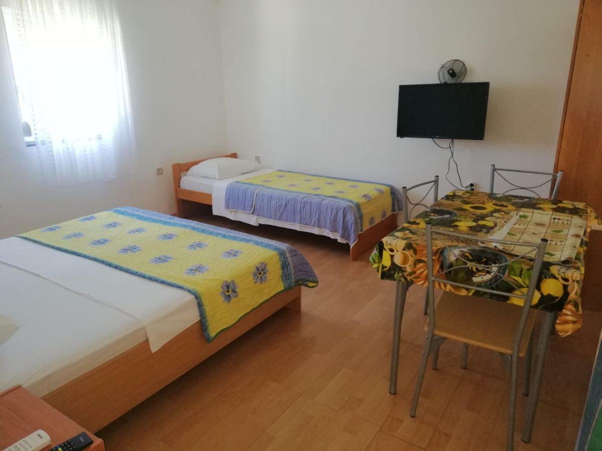 Apartmani Kovacic Murter Dış mekan fotoğraf
